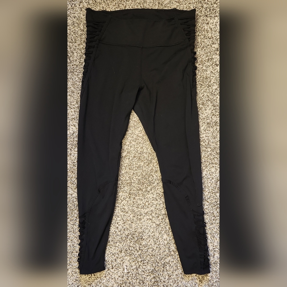 Women's Nike Leggings, Black, Large